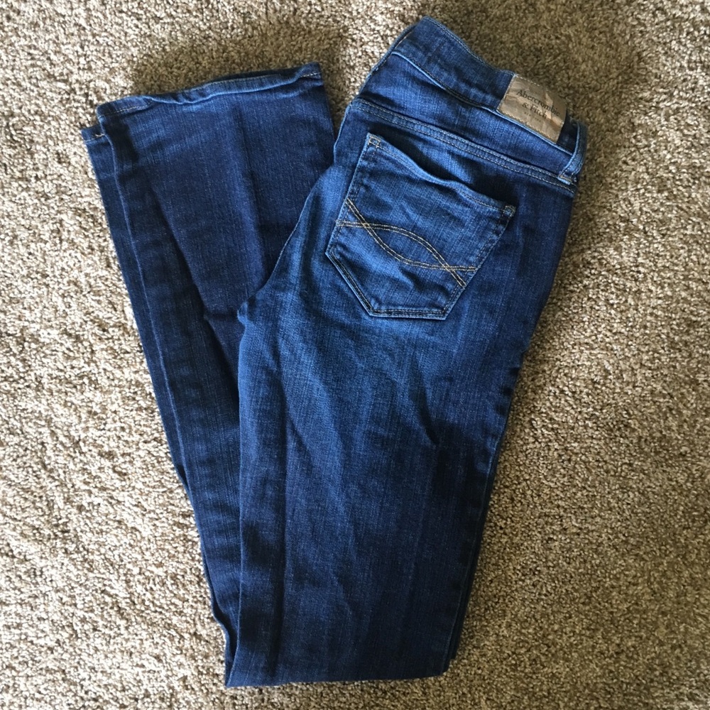 Abercrombie & Fitch Perfect Stretch.
